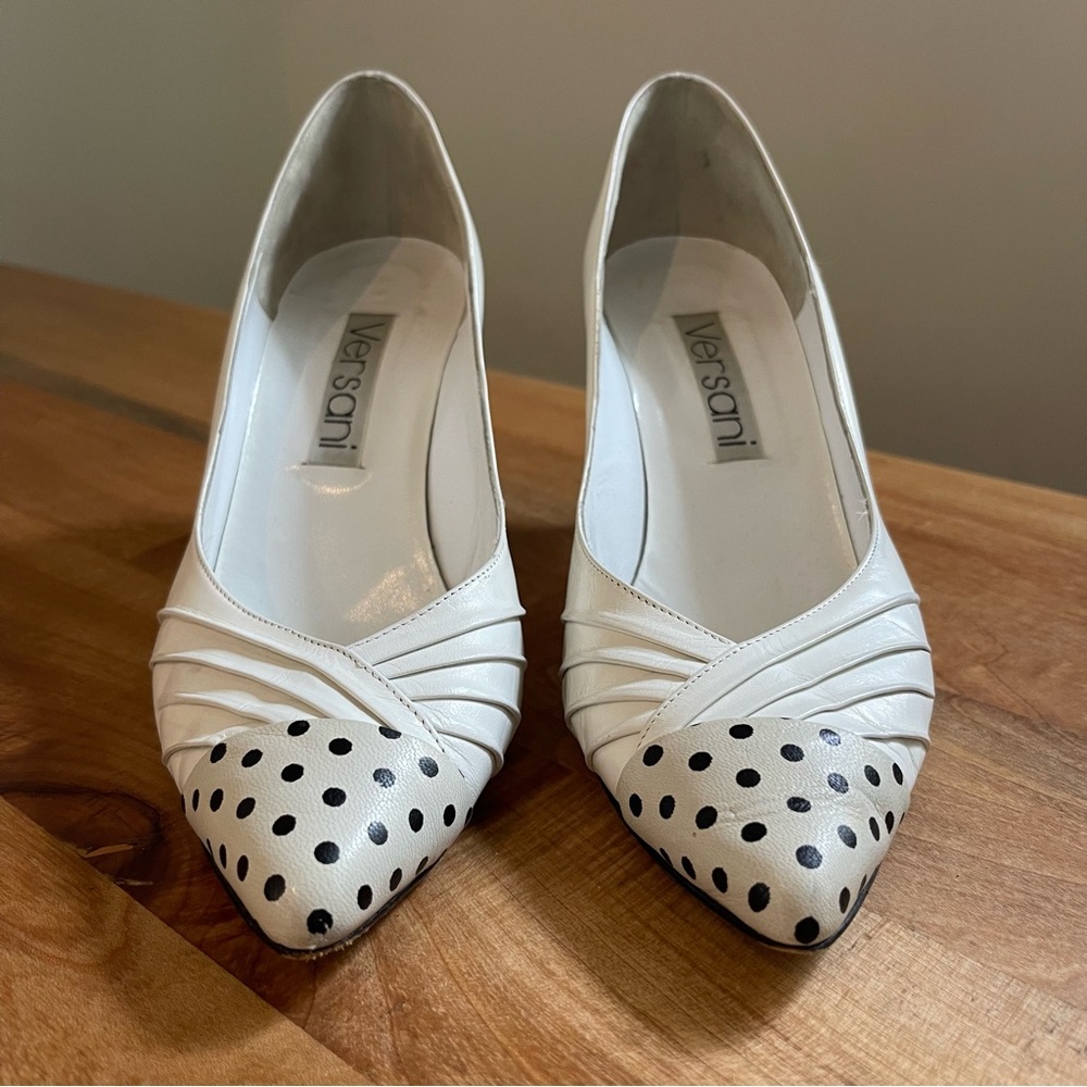 Vintage Versani Pumps Polka Dot Leather Black White Made in Italy 3" Heels 8 - Picture 6 of 8